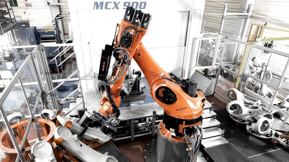 kuka mcx900