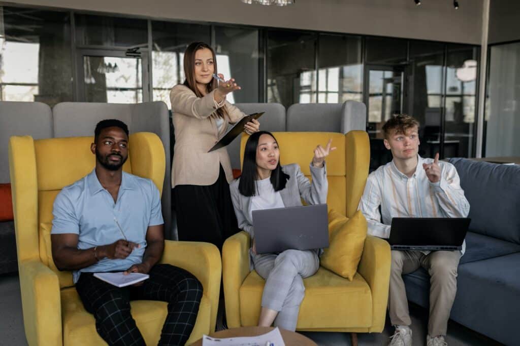 4 jeunes techniciens de bureau d'étude se sont lancés en freelance